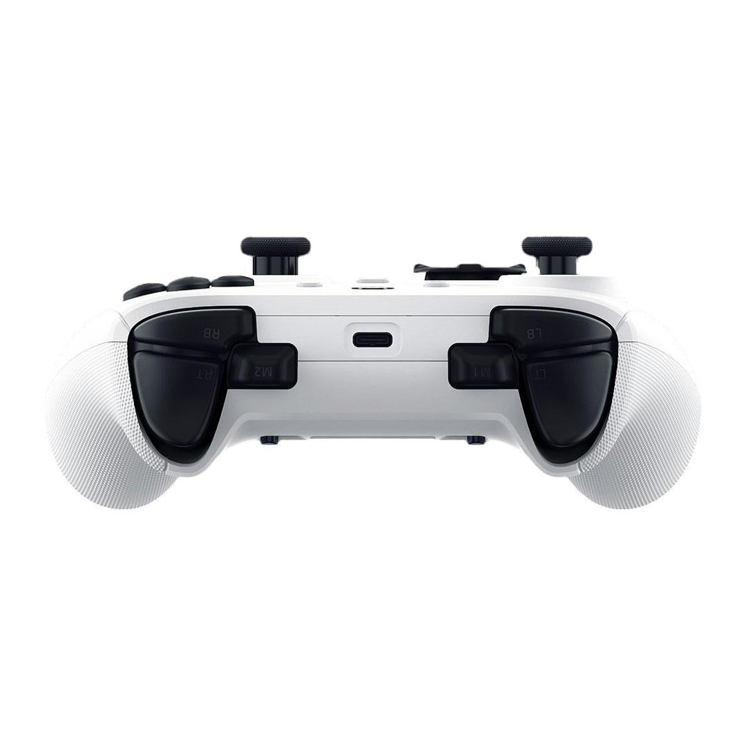 Controller cu fir Razer Wolverine V3 Tournament Edition, compatibil XBOX & PC, butoane de actiune mecanice Razer Mecha Tactile, butoane analogice Anti-drift Hall, lungime cablu 3m, interfata USB-C la USB-A, alb