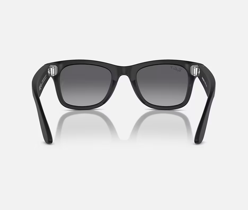 Ray-Ban Meta Wayfarer AI Glasses Matte Black/Polar Gradient Graphite (Large)