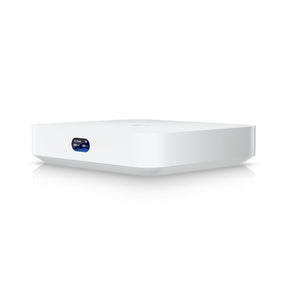 Router Ubiquiti UCG-MAX, 4 x LAN, 1 x WAN, 10/100/1000/2500 Mbps, 5 x RJ-45, procesor Quad-core ARM Cortex-A53 1.5 GHz, Memorie FLASH ROM 512 GB NVMe SSD