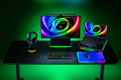 Tastatura wireless Razer Blackwidow V4 TKL HyperSpeed, switch Razer™ Mechanical Switches Gen-3 (Tactile), iluminare Razer™ Chroma RGB, pana la 980 ore autonomie, negru