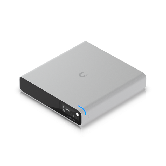 Ubiquiti UCK-G2-SSD CloudKey+, memorie 32 GB eMMC, 3 GB RAM 1 TB 2.5" SATA SSD, dimensiuni:131,2 x 27,1 x 134,2 mm (5,2 x 1,1 x 5,3")