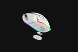 Mouse Razer cu fir Razer Basilisk V3 PRO, butoane programabile 10+1, Razer™ HyperScroll Tilt Wheel, 11 zone de iluminare Chroma RGB, alb