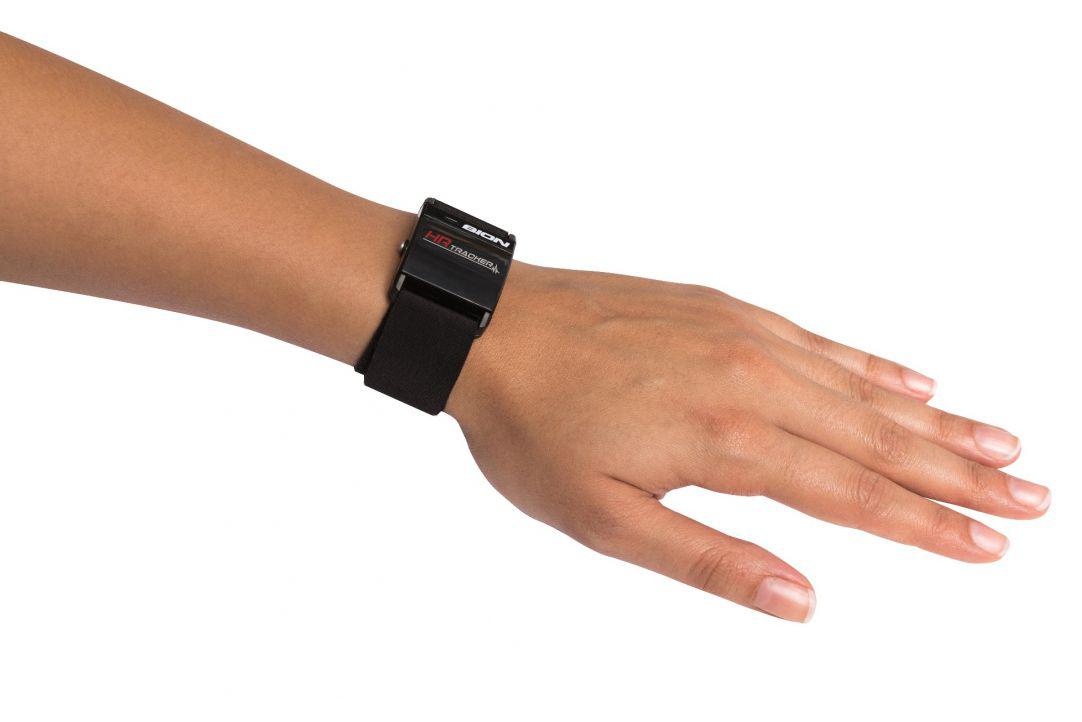Bratara smart Bion cu senzor de ritm cardiac, tehnologie ANT+ si BLE 4.0, compatibil smartphone/echipament fitness, indicator baterie. Contie: senzor, adaptor de incarcare, bratara din material textile, cablu micro USB, manual de instructiuni.