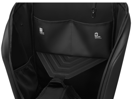 Rucsac Lenovo Legion 16 Armored GB900 pentru laptop de gaming de 16 inch; fabricat din poliester, cu invelis exterior din poliuretan;  potrivit pentru dispozitive cu dimensiuni de pana la: 36 cm x 2.4 cm x 29 cm; greutate: 1.3kg; culoare: negru