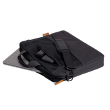 Geanta laptop Trust Lisboa, pentru laptopuri cu diagonala pana in 16",2 compartimente, material POM, RPET Polyester, RPET, volum 2.1 L, negru