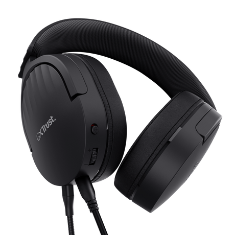Casti gaming TrustGXT 490P Fayzo cu fir, interfata USB 2.0, frecventa de raspuns 100 Hz - 17.000 Hz, sensivitate 100 dB, negru