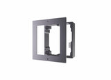 Panou frontal pentru un modul videointerfon modular Hikvision DS-KD-ACW1; montare aplicata; material aluminiu; dimensiuni: 117mm x 1 07mm ×4mm;