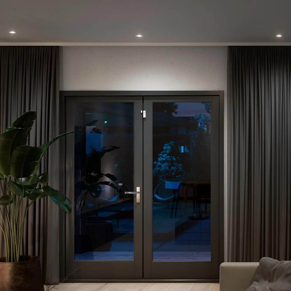 Senzor de contact Philips Hue Secure, Zigbee, automatizare lumini ,montare usi/ferestre, IP20, 70x22x20mm, Alb, baterie CR2