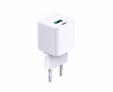 Incarcator cu USB Ieșire USB-C: USB-C: 5V/3A, 9V/3A, 12V/2,5A, 15V/2,0A, 20V1,5A (30W) PPS: 3,3V-11V/3,0A, 3,3V-16,0V/2,0A (33W) USB-A: 5V/3A, 9V/2A, 12V/1,5A (18W) USB-C+USB-A: 5V/3A (15W) Tensiune de intrare: 100-240VAC, 50/60Hz Protecție la