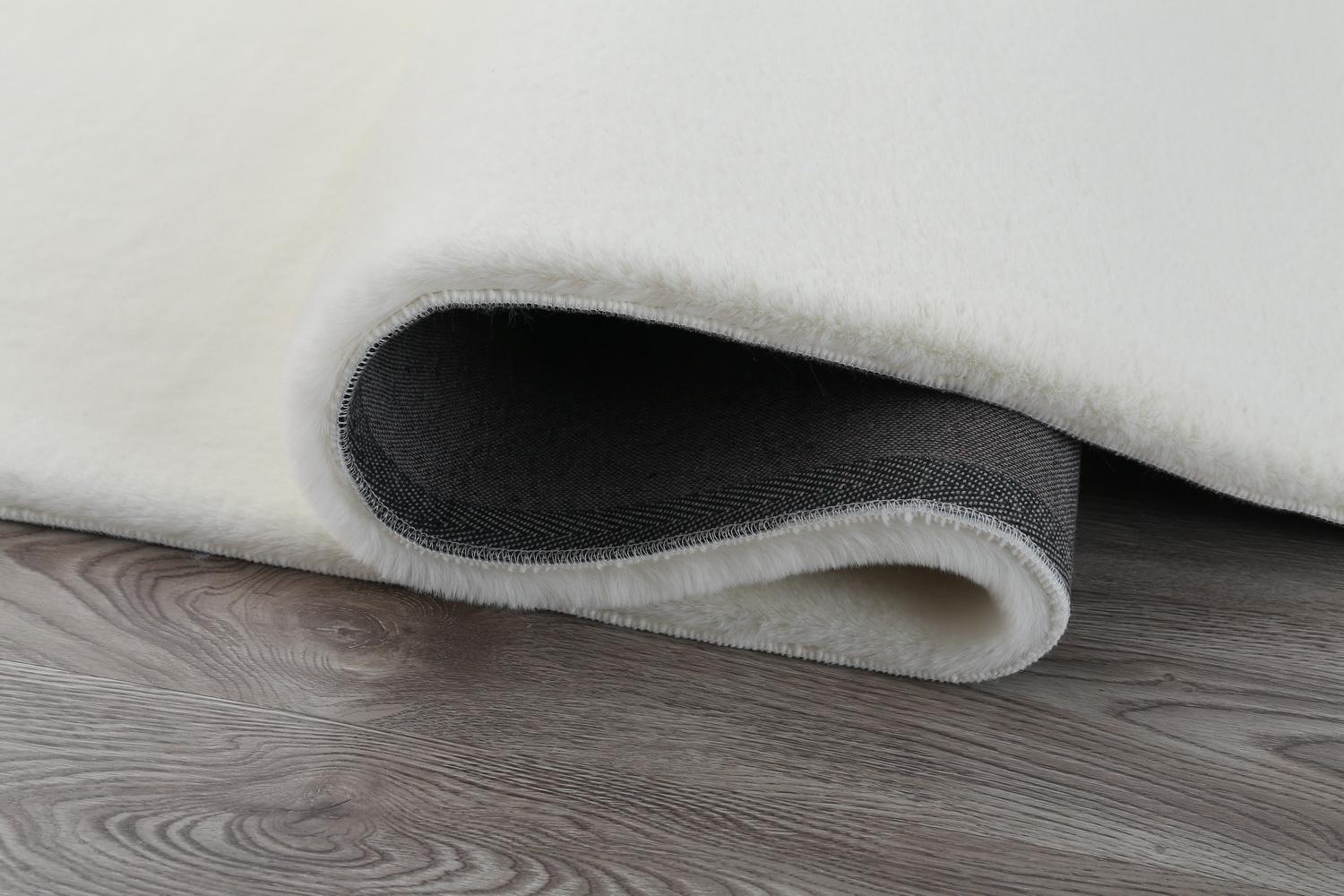Covor Heinner Shaggy soft blanita Alb 70x140 cm