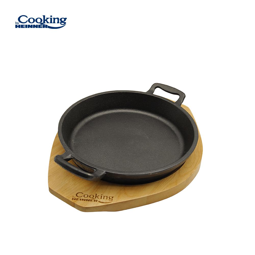 TIGAIE SERVIRE FONTA PURA CU SUPORT DE LEMN DIA 20 CM, COOKING BY HEINNER