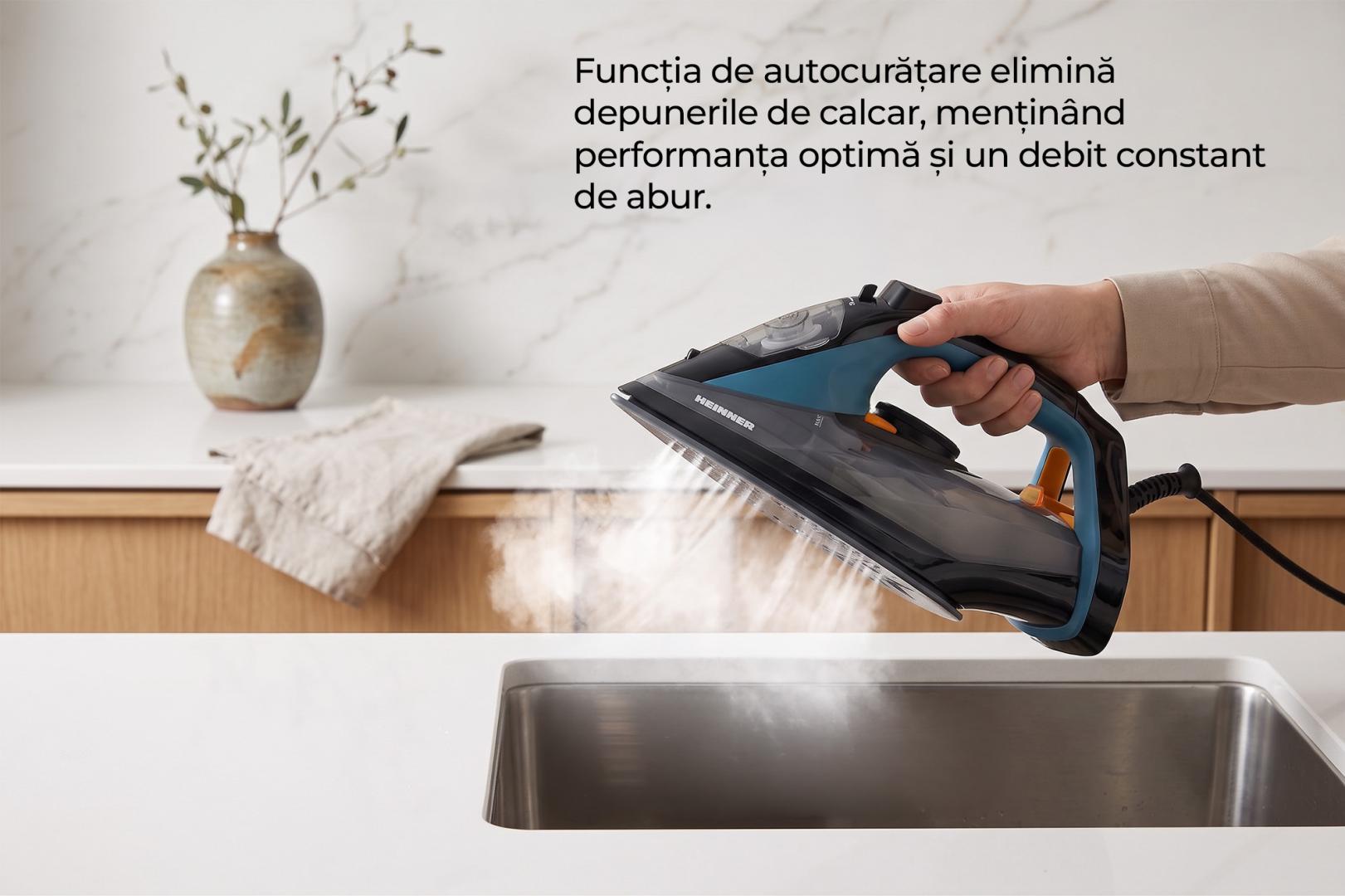 Fier de călcat HEINNER CeramiSoft HSI-A2400BLBK