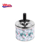 "SCRUMIERA ANTI-VANT CU BUTON 9x11 CM  Material: Otel + Buton din plastic Dimensiuni: 9x11 CM"
